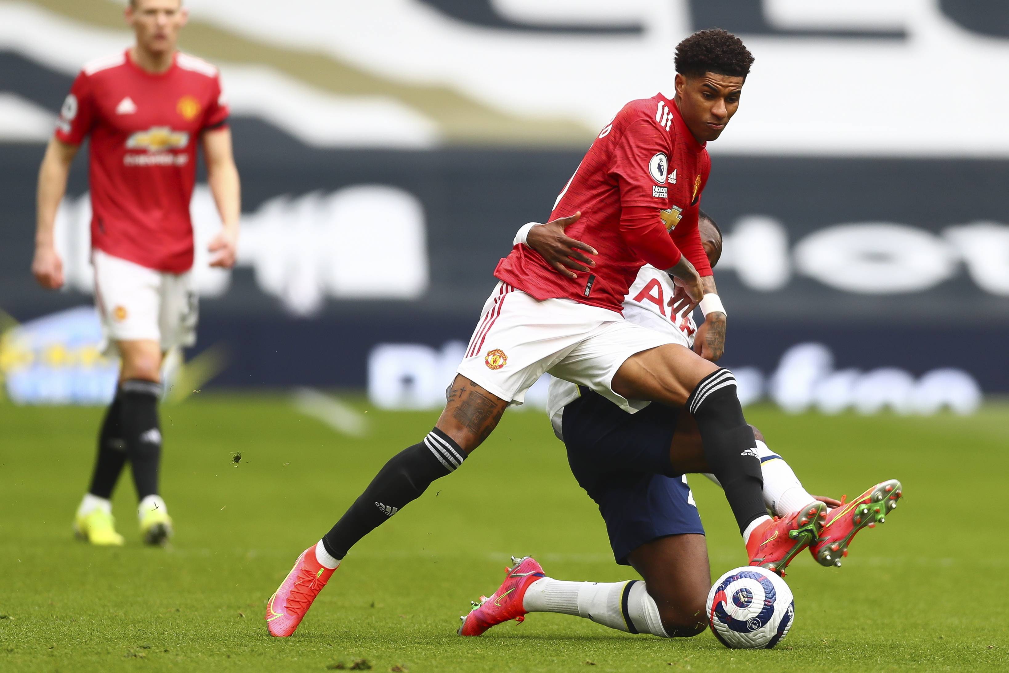 为年轻球员 为年轻球员